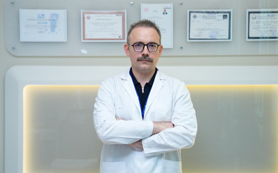 Kulak çizgisi kalp krizi belirtisi mi? Cem Yılmaz'da görüldü buna frank işareti deniyor
