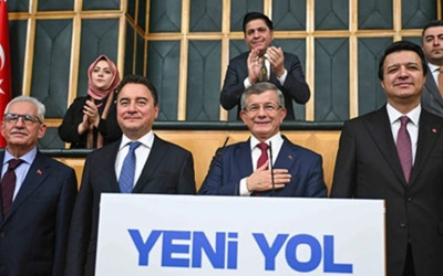 Yeniden Refah Partisi'nden Yeni Yol kararı