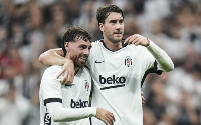 Vlahovic taraftarı önünde coştu: Hat-trick!