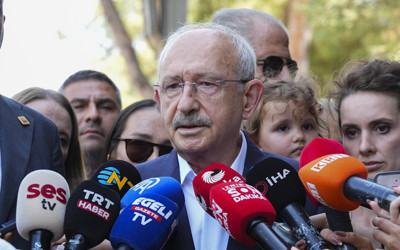 CHP Genel Başkanı Kılıçdaroğlu, Tunç Soyer'i ziyaret etti