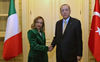Erdoğan'dan Meloni açıklaması! Başbakan ülke tarihine geçti