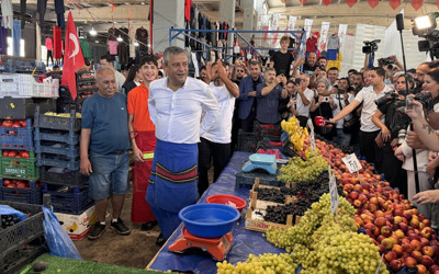 Özgür Özel Edirne'de emeklilere seslendi: Bir kuruş para alınmayacak