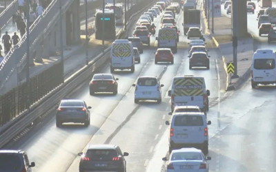 İstanbul'da trafik kilit! Uyum haftası ve ilk iş gününde yoğunluk yaşanıyor
