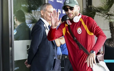 Galatasaray, Sporting maçı için Lizbon’a ulaştı! 3 kritik eksik