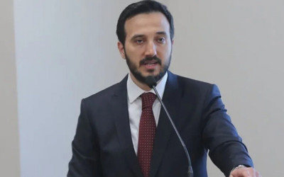 AK Parti İstanbul İl Başkanı Özdemir'den İBB Başkanvekili Nuri Aslan'a taziye ziyareti