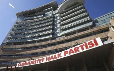 Mezitli Belediye Başkanı, CHP'den ihraç edildi