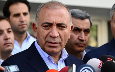 Görevi sona ermişti Gürsel Tekin'den yeni açıklama
