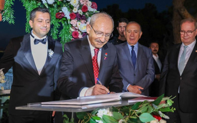 CHP Genel Başkanı Kılıçdaroğlu, nikah şahidi oldu