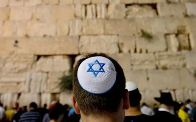 Kudüs Valiliği: Netanyahu ve binlerce İsrailli Ağlama Duvarı'na baskın yaptı
