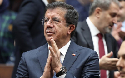 Fon mağdurlarından biriydi! AK Partili Nihat Zeybekçi'nin kaptırdığı para belli oldu
