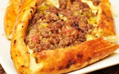 Kapısında sıra oluyordu! Bursa'daki pideciden 'eşek eti' çıktı
