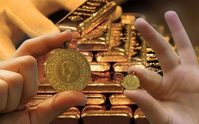 Altın haftaya hareketli başladı! 5 Ekim 2026 gram, çeyrek, yarım ve Cumhuriyet altını ne kadar oldu?