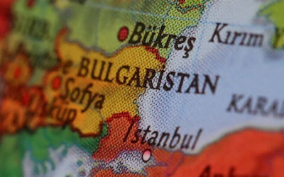 Bulgaristan'ın Karadeniz açıklarında İHA saldırısına uğrayan iki gemiden biri battı