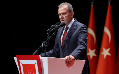 Mersin Büyükşehir Belediye Başkanı Vahap Seçer ve iki belediye başkanı tutuklandı