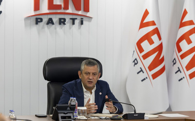 Özgür Özel'den Cemil Tugay için çok sert sözler:Bizim için haindir...