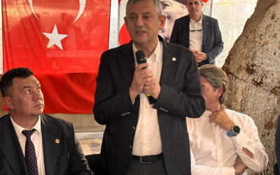 Özgür Özel'e evrakta sahtecilik suçlaması 5.1 milyon TL'yi Yeni Parti'ye mi geçirdi? Belge paylaşıldı