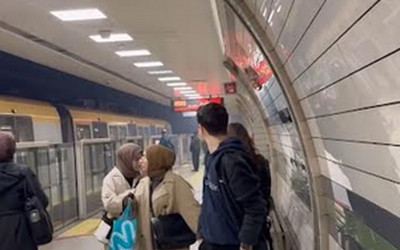 Üsküdar-Sultanbeyli metrosunda tünelde trafo patladı istasyon tahliye edildi
