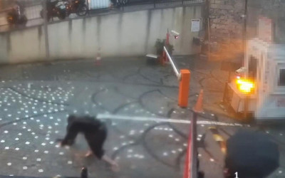 Balat'ta su birikintisine basan 14 yaşındaki çocuk elektrik akımına kapılarak öldü