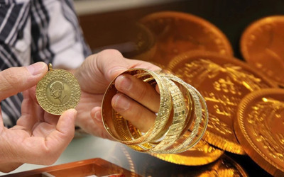 Altın fiyatları yeniden yükselişe geçti! 15 Ekim 2026 gram, çeyrek, yarım ve Cumhuriyet altını ne kadar?