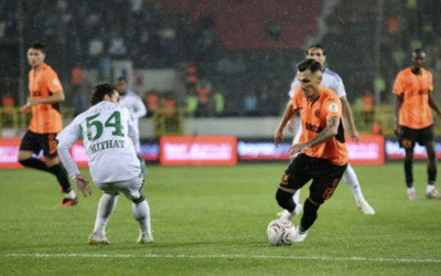 Çorum FK geriden gelerek Rizespor'u yendi