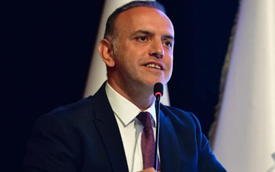 Herkes AK Parti'ye geçecek diyordu! Alper Yeğin'den beklenen açıklama geldi