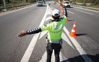 İstanbul’da bu yollar trafiğe kapatılıyor