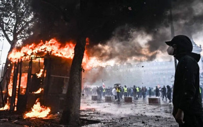 Fransa'da neler oluyor? Protestolar neden başladı, göstericiler ne istiyor?
