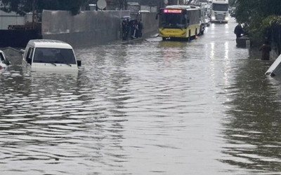 Sel felaketinde can kaybı yükseldi! İstanbul Valiliği son durumu açıkladı