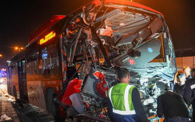 Ankara'da EGO otobüsü üst geçidin ayağına çarptı: 24 yaralı