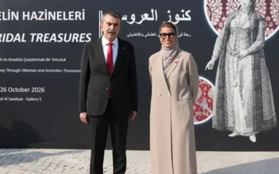 Osmanlı'nın gelin hazineleri Abu Dabi'de görücüye çıktı