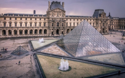 Paris'teki Louvre Müzesi öğrenci eylemi nedeniyle kapalı
