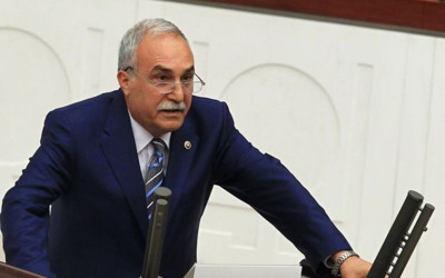 Müsavat Dervişoğlu istifaya davet etti Ahmet Eşref Fakıbaba İYİ Parti'den ayrıldı