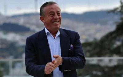 6. kez baba oluyor! Ali Ağaoğlu'nun bebeğinin cinsiyeti belli oldu