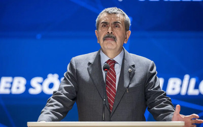 10 Kasım'da sınav tartışmasına Bakan Tekin'den 'saatli' yanıt