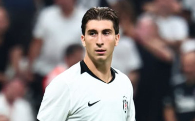 Beşiktaş'tan Miretti'nin sağlık durumuna ilişkin açıklama! Kaç hafta forma giyemeyecek?