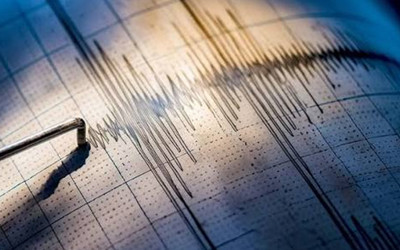 5,3 büyüklüğünde deprem oldu! Büyük panik yaşandı
