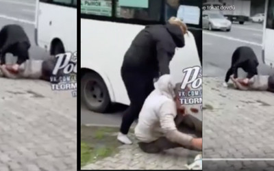 Otobüste küçük kız çocuğunu taciz eden adamı indirip, evire çevire böyle dövdü!
