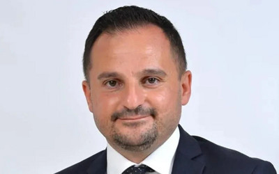 Türkiye Sigorta'da fon depremi Genel Müdür Yardımcısı Gürol Sami Özer tutuklandı.
