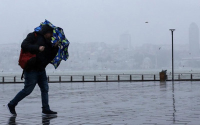 AKOM art arda uyarı verdi, kritik saati duyurdu! İstanbul'da 4 ilçe kırmızı liste