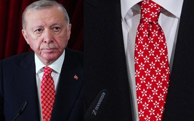 Anıtkabir'deki törende taktı! Cumhurbaşkanı Erdoğan'ın kravatında dikkat çeken KAAN ayrıntısı