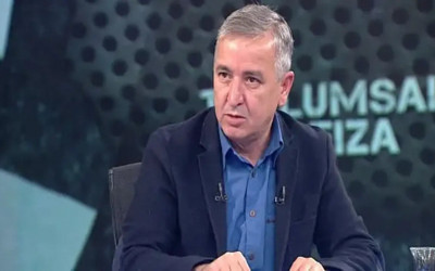 Yeni Şafak yazarı Ünal: Erdoğan 15 Temmuz darbe girişiminden daha büyük bir tuzakla karşı karşıya