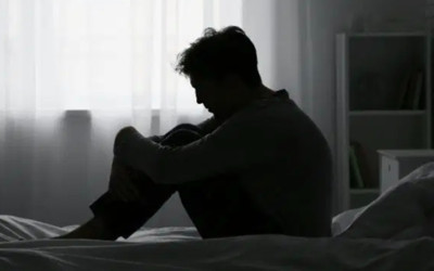 Uzmanlardan depresyon uyarısı! Gülümseyen yüzlere aldanmayın