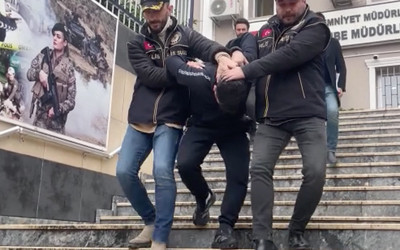 Aylardır aranıyordu cinayet şüphelisi İzmir'de yakalandı