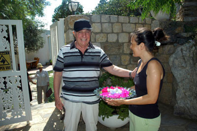 Gözaltı Paşa'nın tansiyonunu zıplattı - Resim: 4
