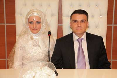 Evlilik okulundan mezun olup evlendiler - Resim: 4