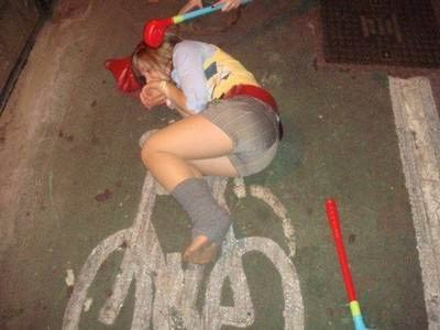 Sarhoş kızların Facebook rezaleti - Resim: 2