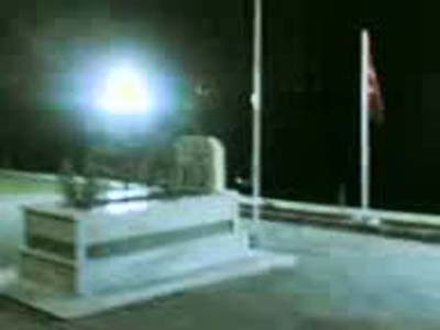 Şehidin mezarındaki görüntü şok etti  - Resim: 1