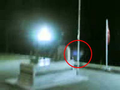 Şehidin mezarındaki görüntü şok etti  - Resim: 2