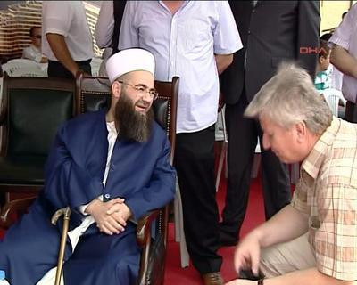 Cübbeli Hoca cami temeli attı - Resim: 3