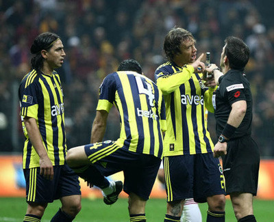 Arena'daki rezilliğe bakarmısın! - Resim: 1